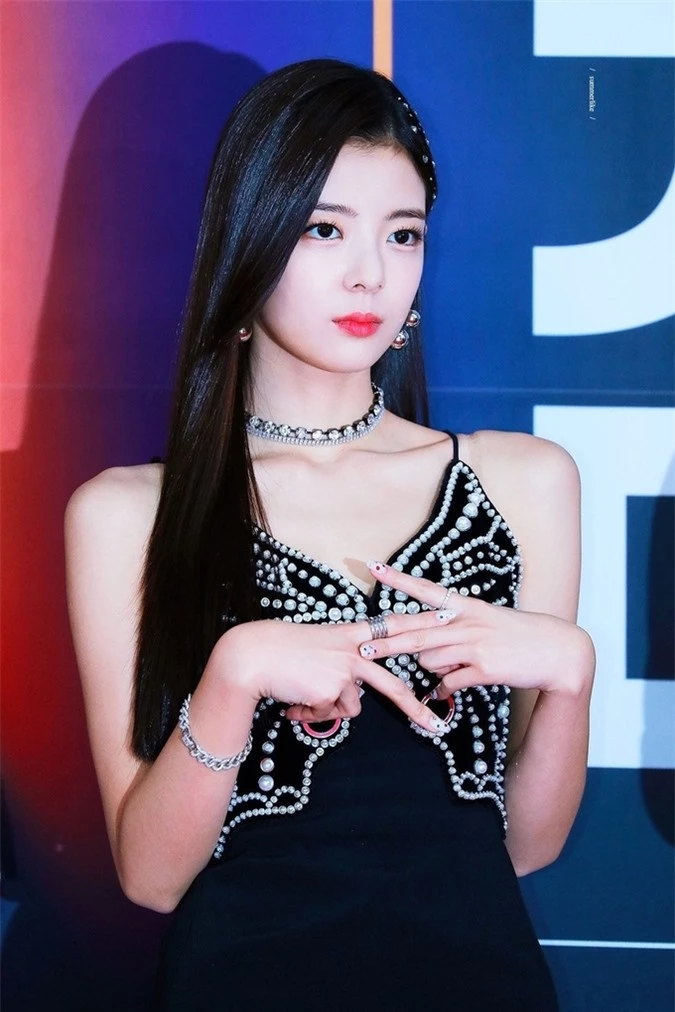 Vượt mặt Jennie, Lia (ITZY) được khen có tỷ lệ cơ thể đẹp nhất Kpop - Ảnh 5