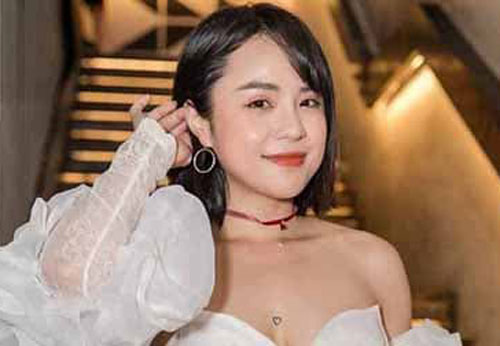 Thái Trinh ẩn ý khoe đã có tình mới hậu chia tay Quang Đăng, còn được bạn trai chăm sóc từng ly từng tí?