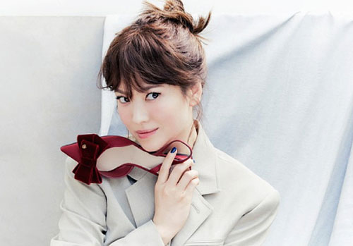 Song Hye Kyo mặc 'ăn gian' tuổi