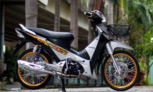 Honda Wave 125 giá ngang SH Mode 2020, xuất hiện bản độ phong cách 'hoàng gia' cực chất