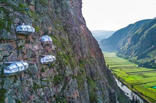 Trải nghiệm với phòng khách sạn lơ lửng trên vách núi đá