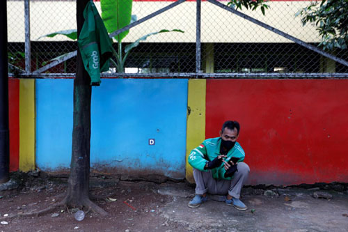 Đói ăn và vô gia cư - tình trạng của nhiều tài xế tại Đông Nam Á thời COVID-19