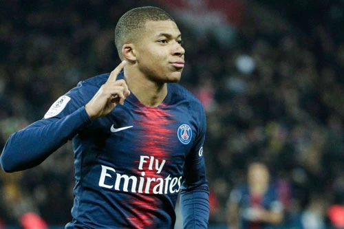 Tiền đạo: Kylian Mbappe (PSG, 200 triệu euro).