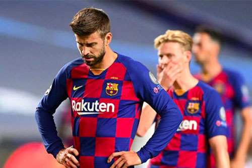 Tranh thủ Barca khủng hoảng, Fulham tính đưa Pique trở lại Anh