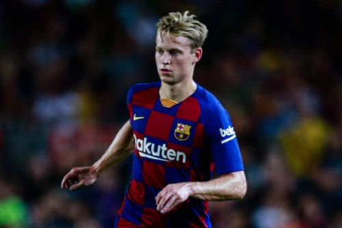 Tiền vệ trung tâm: Frenkie de Jong (Barca, 91 triệu euro).