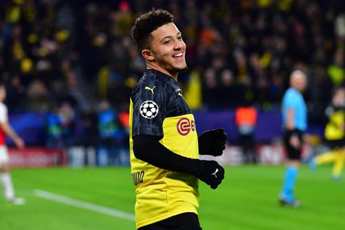 Tiền vệ tấn công: Jadon Sancho (Dortmund, 136 triệu euro).