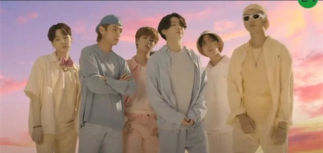 BTS tung teaser ca khúc mới đậm chất disco - Ảnh 1. BTS tung teaser ca khúc mới đậm chất disco - Ảnh 1.