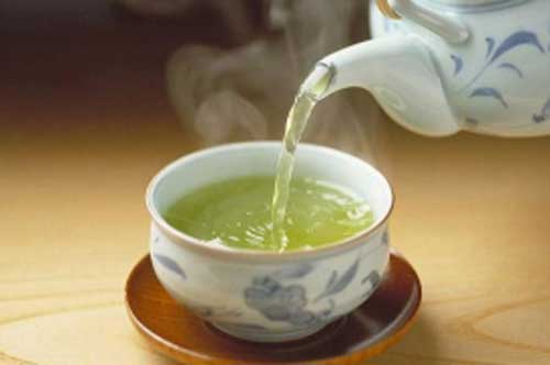 Trà xanh là "thần dược của thanh xuân" nhưng uống theo 4 cách này lại gây bệnh nguy hiểm