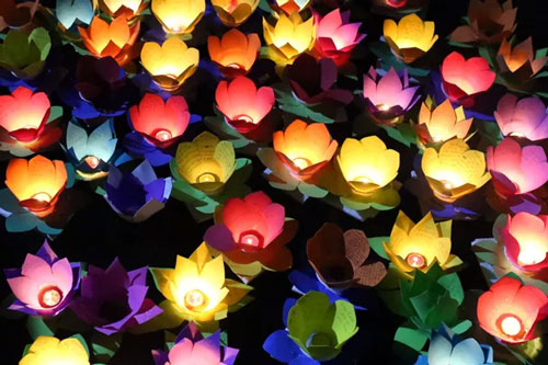 Nên làm gì để tránh điều không hay và mang lại may mắn trong tháng "cô hồn"?