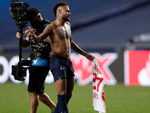 Neymar có thể bị cấm đá trận chung kết Champions League?