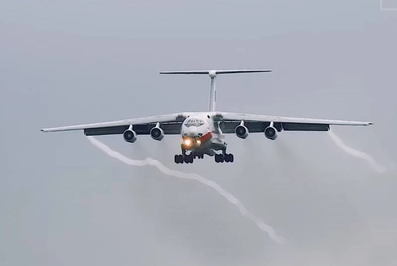 Đang có sự gia tăng bất thường các chuyến bay của máy bay vận tải quân sự trên lộ trình con thoi Nga - Belarus. Ảnh: Topwar.