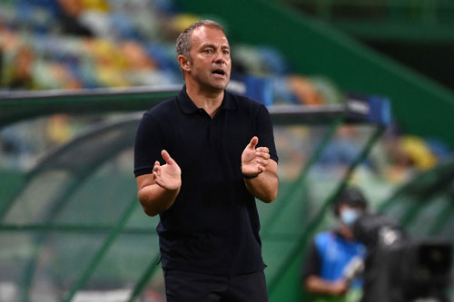 'Hủy diệt' Lyon 3-0, HLV Bayern vẫn lo ngay ngáy vì hàng thủ