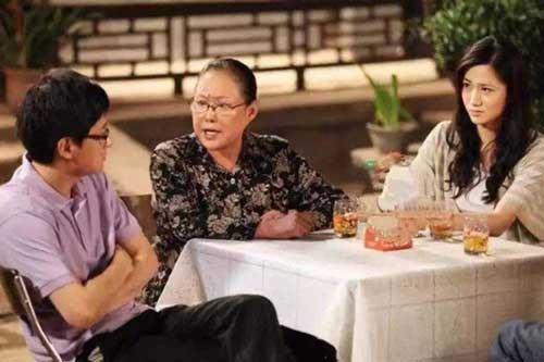 Chồng vừa đòi ly hôn, mẹ chồng bỗng tuyên bố một câu khiến tôi kinh ngạc còn chồng thì giận đến "tái mét mặt"