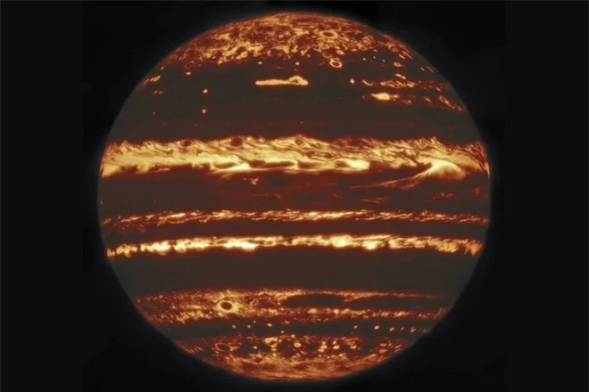 Bức ảnh giải đáp bí ẩn hành tinh lớn nhất Hệ Mặt Trời - 1