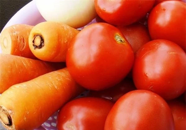 Cà chua tuy bổ dưỡng nhưng nếu kết hợp với các thực phẩm này dễ hại thân - 4