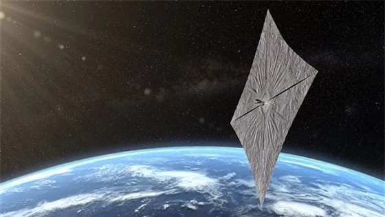 Vật thể bay ngang Trái Đất có thể là tàu vũ trụ người ngoài hành tinh