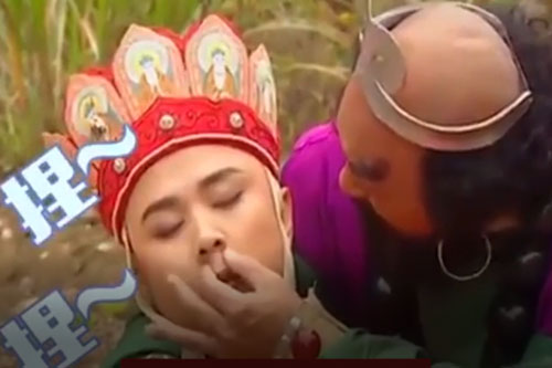 CLIP: Không thể nhịn cười khi xem hậu trường "lầy lội" của phim Tây Du Ký 1986
