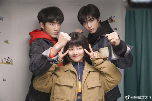 Top 5 phim Hoa Ngữ có lượt xem ‘khủng’ nhất thời gian gần đây: Lấy danh nghĩa người nhà dẫn đầu