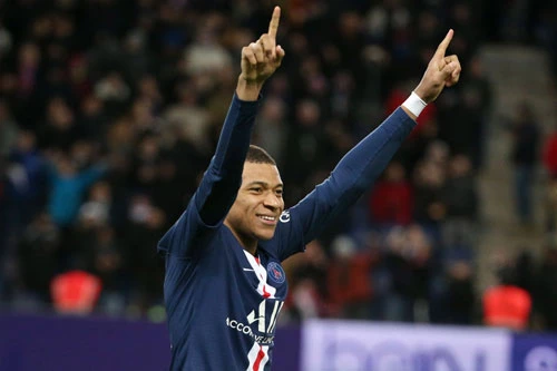 Tiền vệ cánh trái: Kylian Mbappe (PSG).