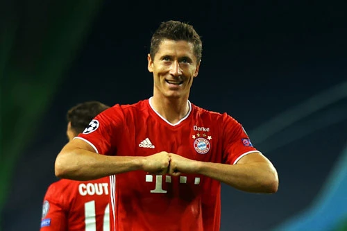 Tiền đạo: Robert Lewandowski (Bayern Munich).