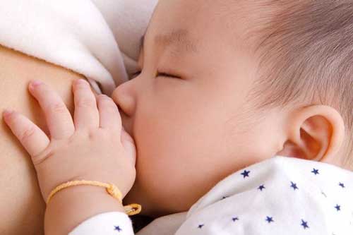 Sau sinh ăn gì để mát sữa?