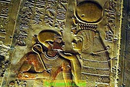 Nữ thần phép thuật Isis - Người mẹ vĩ đại của Ai Cập