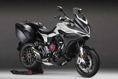 6. MV Agusta Turismo Veloce 800 Lusso SCS 2020.