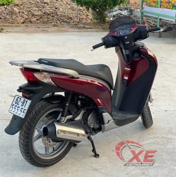 Honda SH 150i 8 năm tuổi biển ngũ quý 5 giá 600 triệu