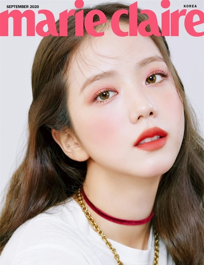 Ji Soo (Black Pink) bị bóc mẽ photoshop quá đà trên bìa tạp chí - Ảnh 2
