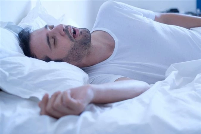 nguyên nhân và cách đối phó với môi khô, môi nứt nẻ hình 6 nguyen nhan va cach doi pho voi moi kho, moi nut ne hinh 6