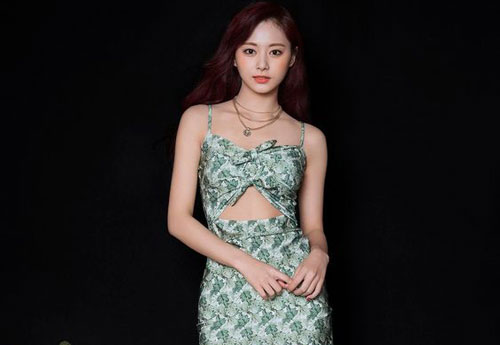 Những nữ idol Kpop sở hữu body chuẩn 'từng milimet', đôi chân dài đáng 'giá ngàn vàng' khiến fan 'mê mệt'