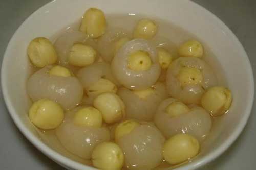 Cách nấu chè long nhãn hạt sen vừa đơn giản ăn lại thơm ngọt, hương vị đắm say ngon hơn ngoài hàng