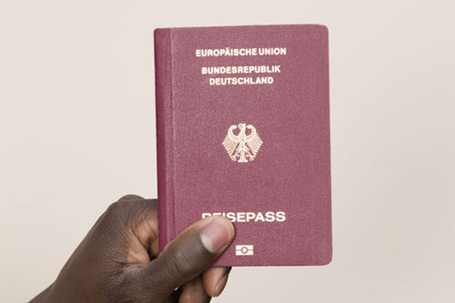 Tấm hộ chiếu nước nào chiếu "quyền lực" nhất thế giới?