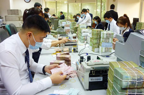 Lãi suất tiếp tục giảm, giao dịch liên ngân hàng tập trung vào kỳ hạn qua đêm