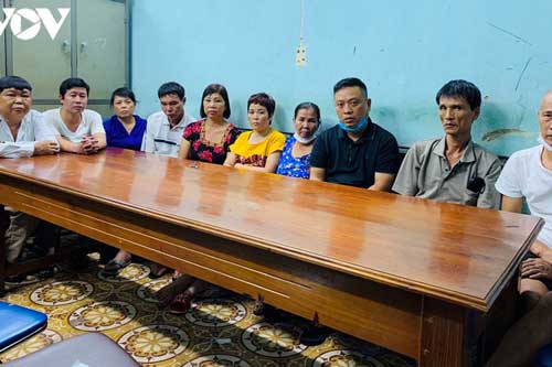 Hải Phòng: Bắt quả tang 10 đối tượng "sát phạt" trên chiếu bạc