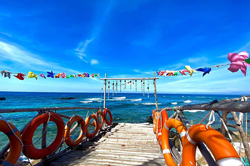 Tất cả đã là quá khứ, mong anh hãy quên em đi