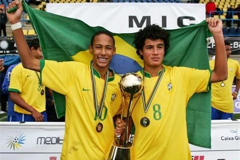 Coutinho (phải) và Neymar lên ngôi vô địch giải trẻ MICFootball 2008 ở tuổi 16