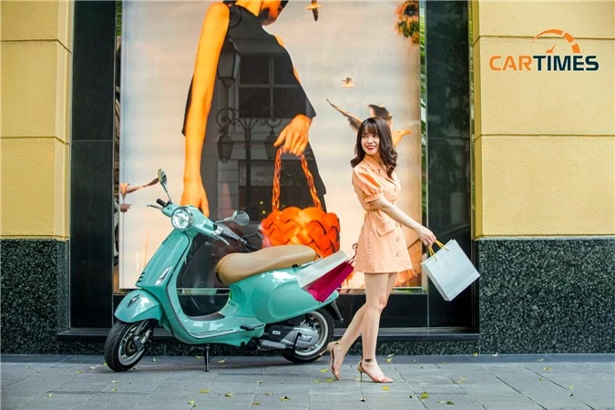 Shopping trở nên dễ dàng cốp xe rộng