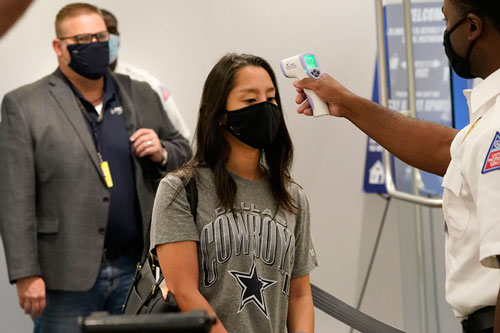 Số người mắc COVID-19 trên thế giới vượt mốc 23 triệu ca