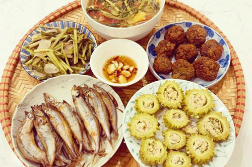 Từng không thích nấu ăn, lấy chồng xong trên mâm cơm luôn có món này