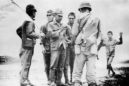  Âm mưu đảo chính lật đổ Nhật hoàng để tiếp tục Thế chiến 2