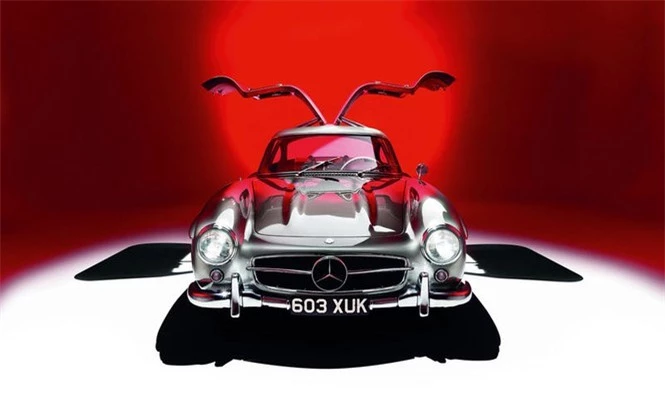 Mercedes 300SL Gullwing (1954).