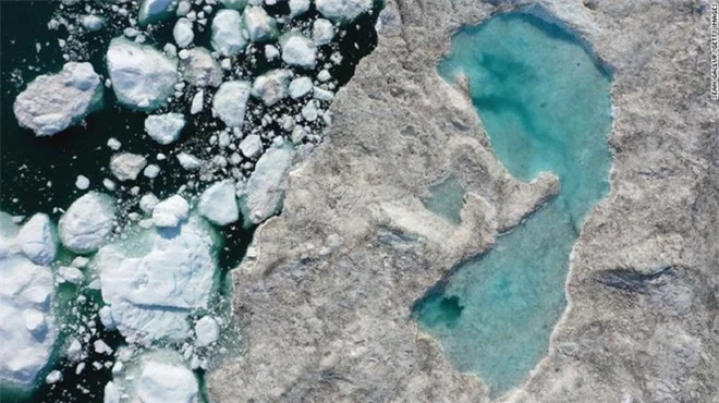 Khối băng lớn thứ 2 thế giới tan chảy, hẹn giờ Đại Hồng thủy chết chóc - Ảnh 1.