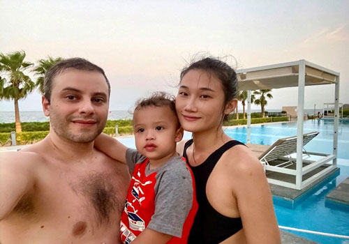 Kha Mỹ Vân thuê bảo mẫu người Philippines