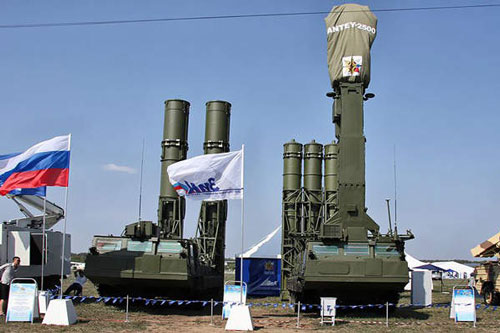 S-300 Nga khiến phi công Mỹ "hốt hoảng" ở Syria: Mẫu xuất khẩu mới nhất ra mắt Army-2020
