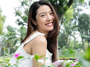 Thúy Vân muốn hôn nhân viên mãn như bố mẹ