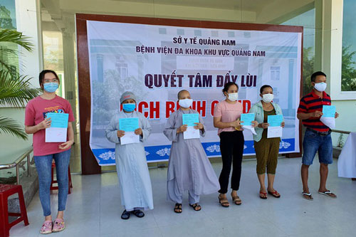 Nữ sinh viên dương tính trở lại với SARS-CoV-2 sau 4 ngày xuất viện