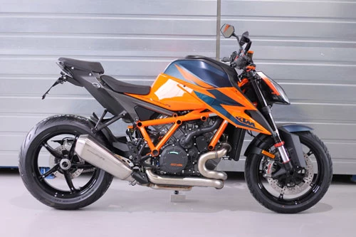 1. KTM 1290 Super Duke R 2020.