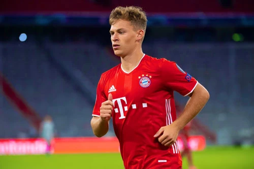 Hậu vệ phải: Joshua Kimmich (Bayern Munich).