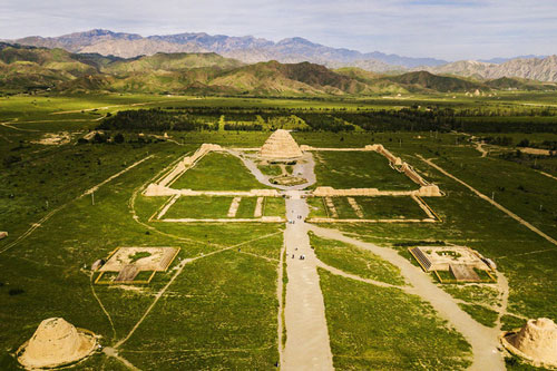 Bí ẩn lăng mộ gần 1.000 năm còn nguyên vẹn: 'Cỏ không dám mọc, chim không dám đậu' - Tại sao vậy?